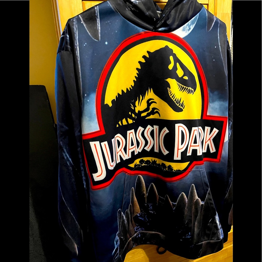 Jurassic Park Mens XL hoodie never worn